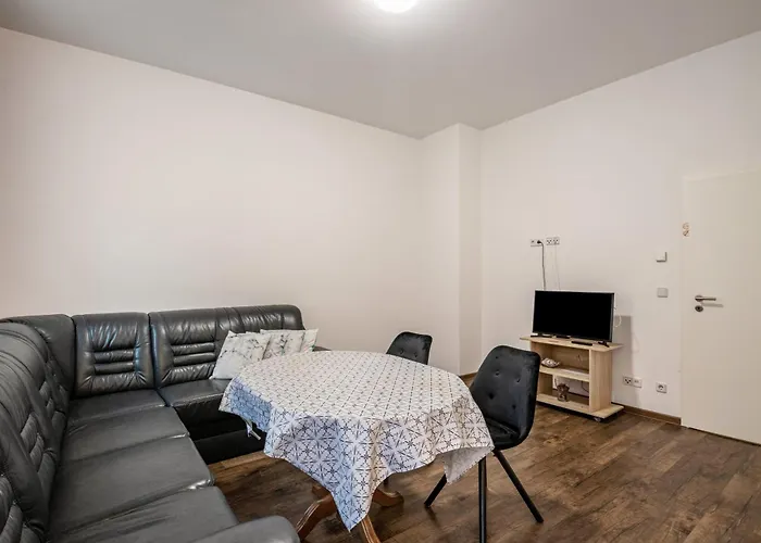 Διαμέρισμα Alex *